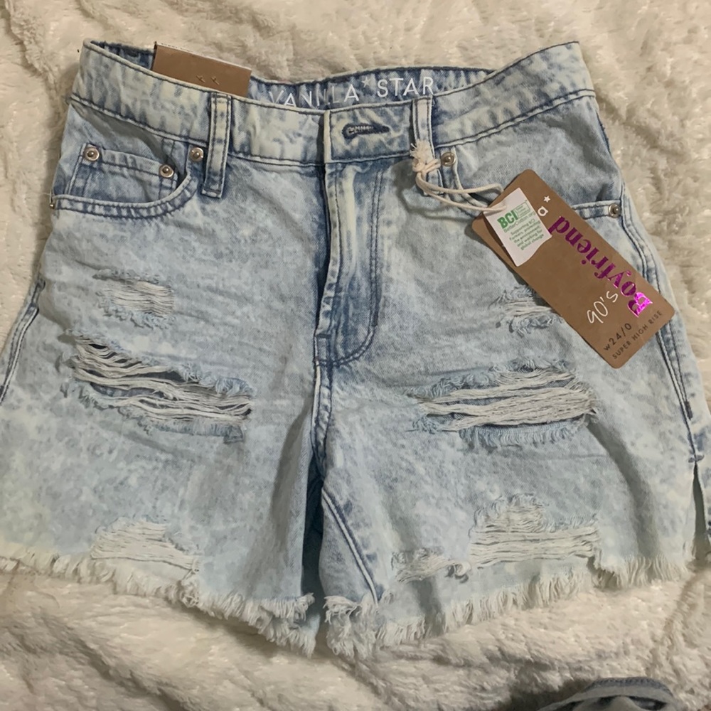 vanilla star 90’s boyfriend shorts